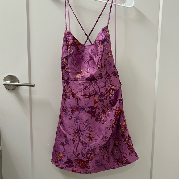 NWT Urban Outfitters Purple Floral Strappy back Mini Dress Size Small. - Picture 4 of 6